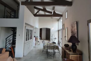 Découvrez Lorgues Peinture - Expert en peinture et rénovation à Lorgues, offrant des services de qualité pour la décoration intérieure et extérieure.